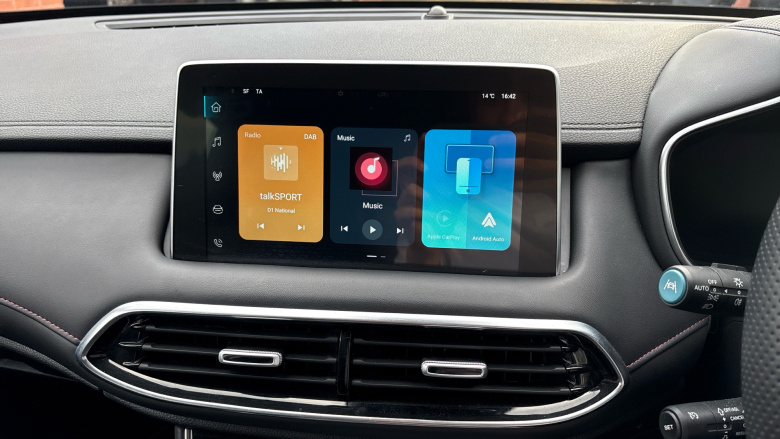 MG HS 1.5 T-GDI Trophy 5dr Petrol Hatchback
